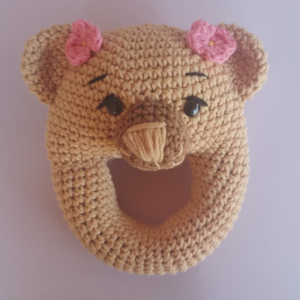 Sonajero de osa con flores